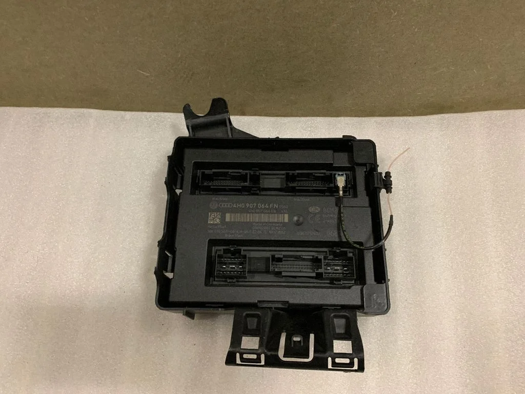 Comfort/convenience module 4H0907064FN