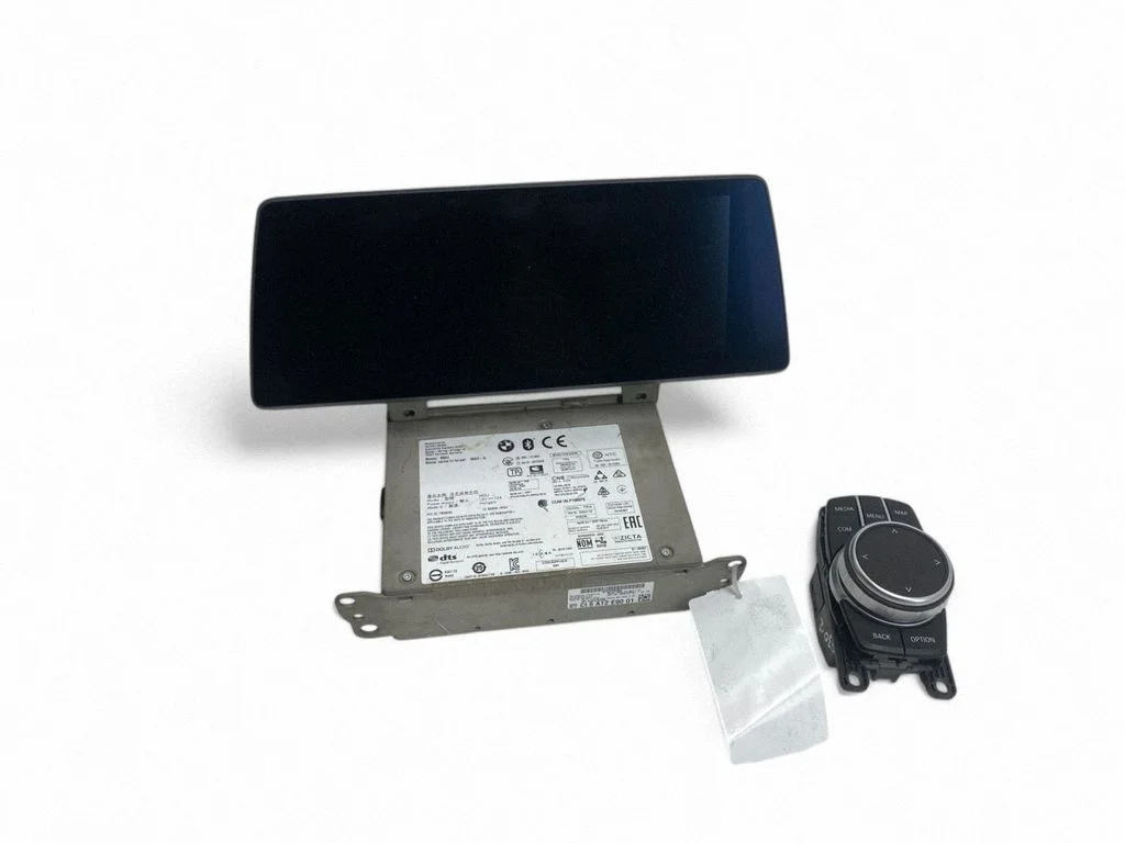 Radio/CD/DVD atskaņotājs/navigācija CI5A12E9001