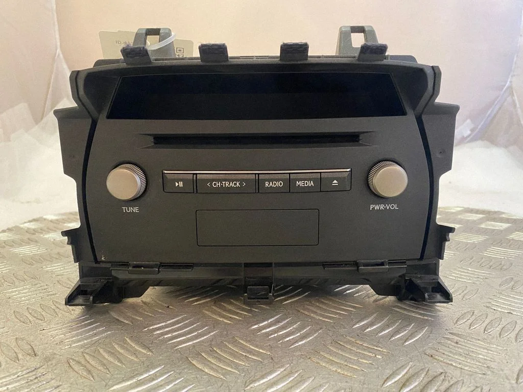 Radio/CD/DVD/GPS head unit – Lexus NX (2014-2021)