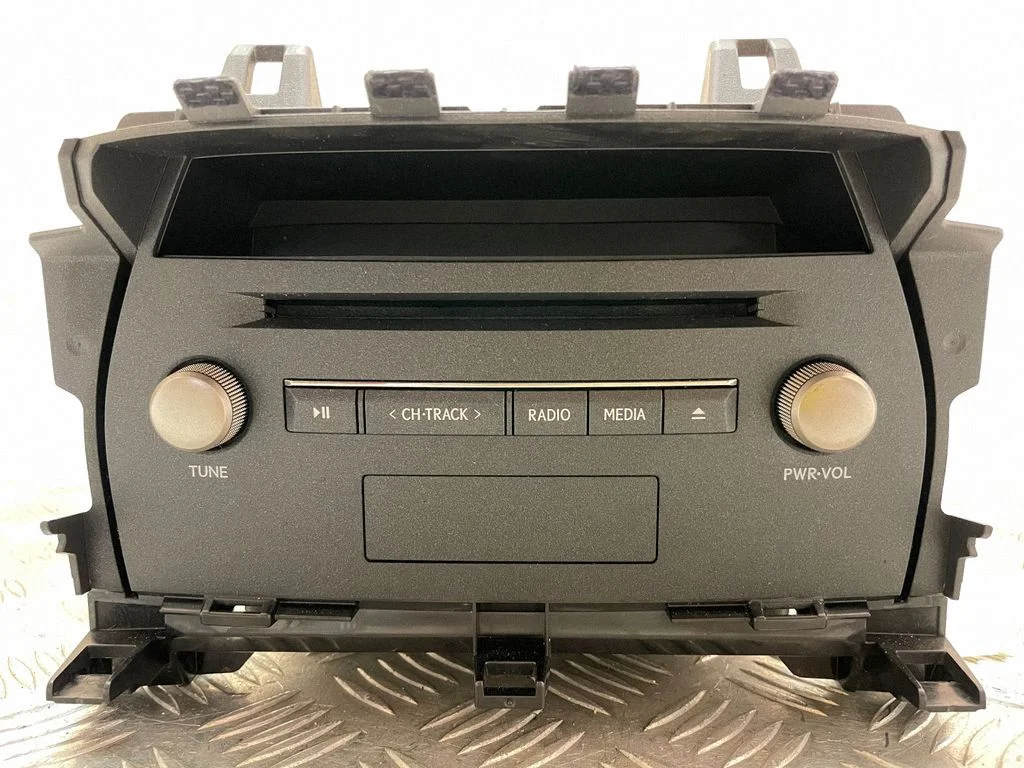 Radio/CD/DVD/GPS head unit – Lexus NX (2014-2021)