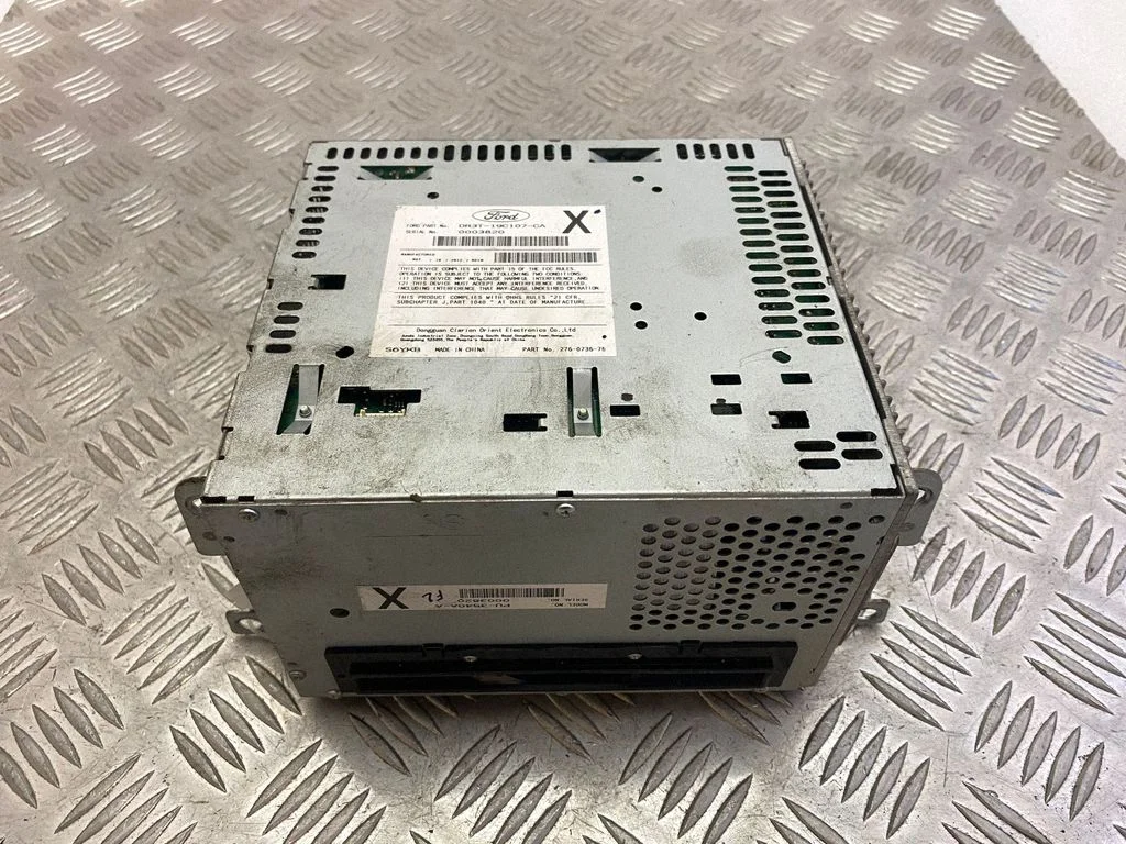 Radio/CD/DVD atskaņotājs/navigācija DR3T19C107CA