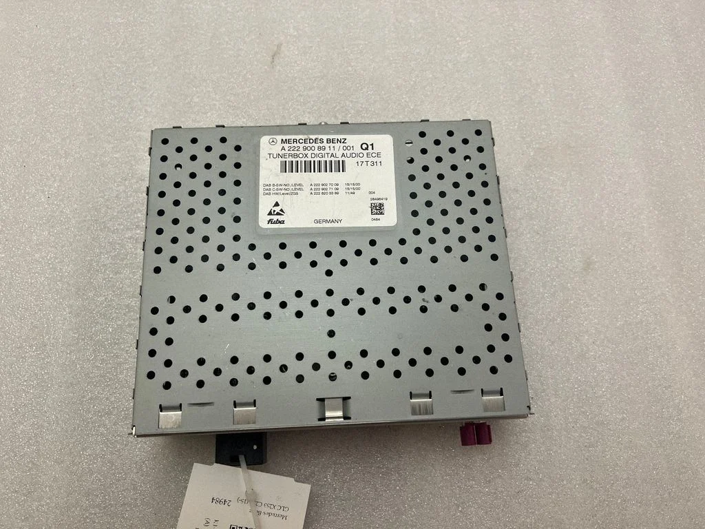 Sound amplifier – Mercedes-Benz GLC-Class C253 (2016-)