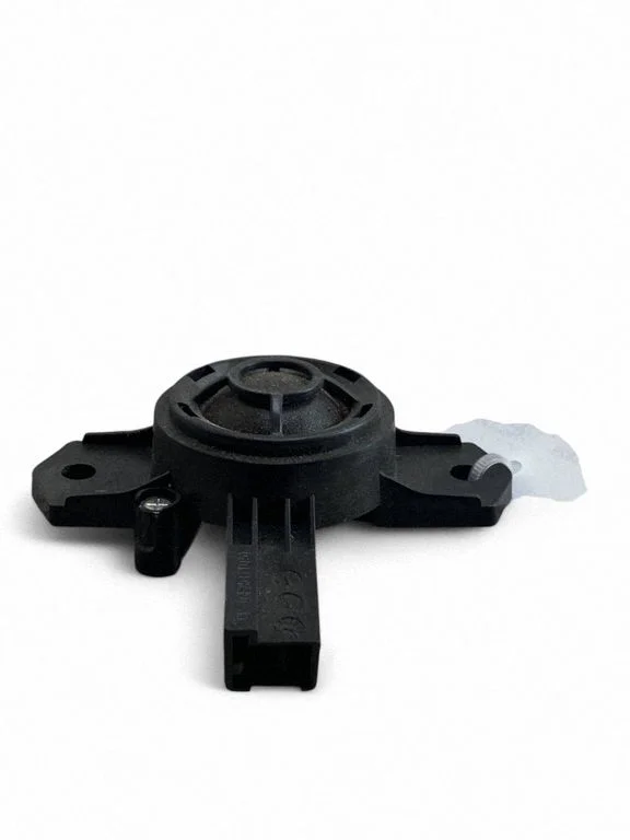 Skaļrunis (-ņi) priekšējās durvīs 31350426