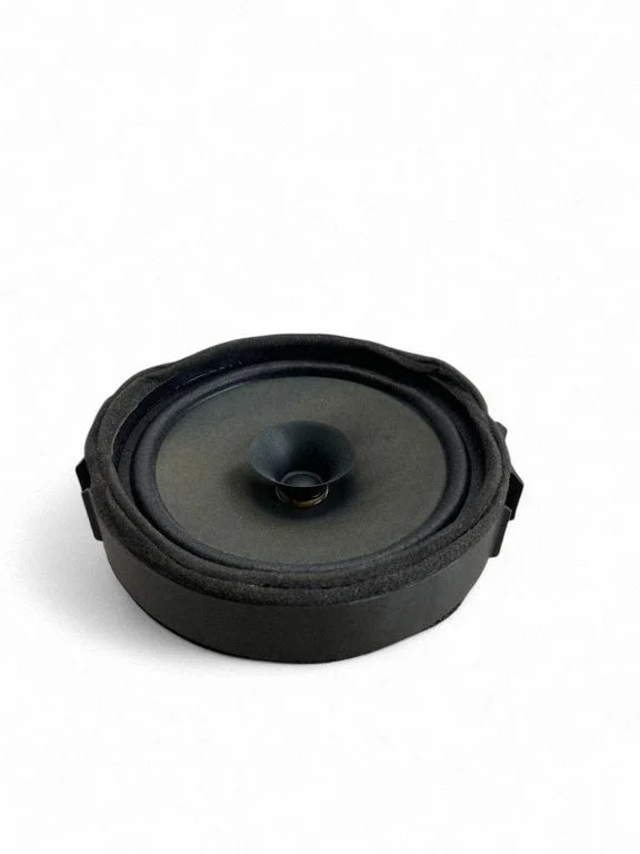 Front door speaker – Mitsubishi Outlander (2013-2021)
