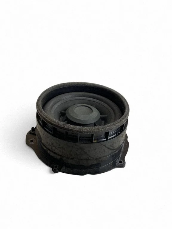 Esiukse kõlar(id) J8A218808EB