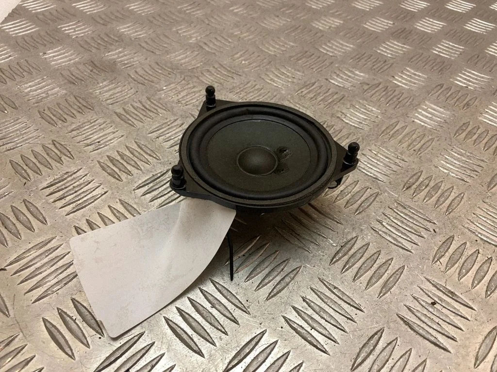 Front door speaker A2138201000