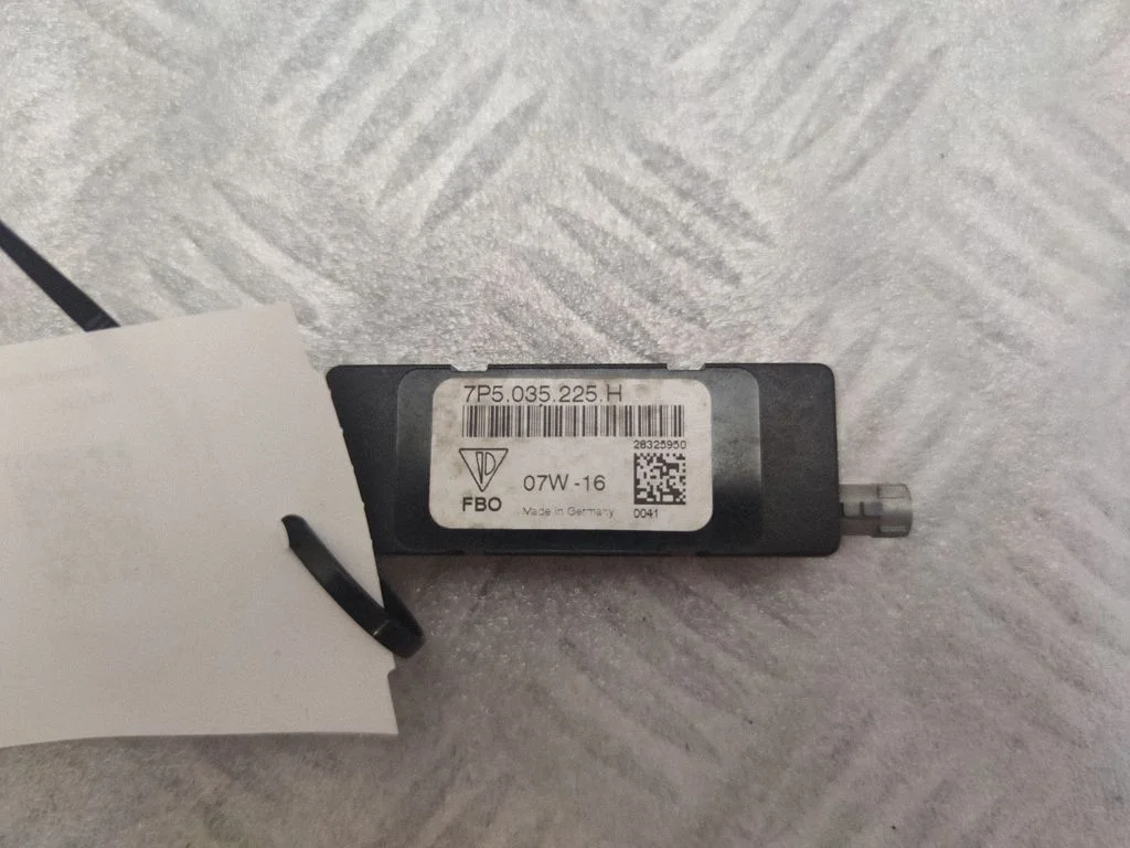 Aerial antenna amplifier 7P5035225H