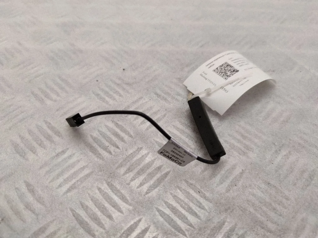 Antenas pastiprinātājs – Ford Mustang VI (2015-)