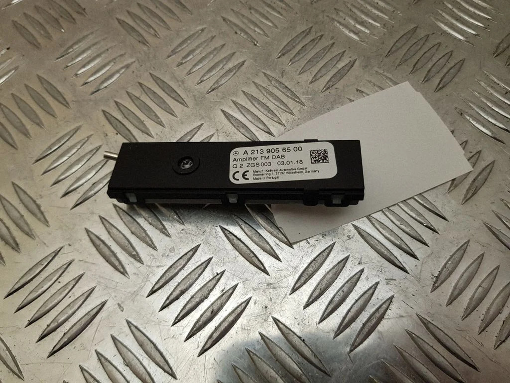 Antenas pastiprinātājs A2139056500