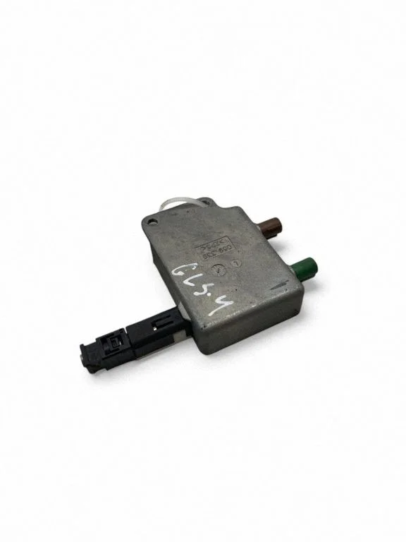 Antenni võimendi A2218203789