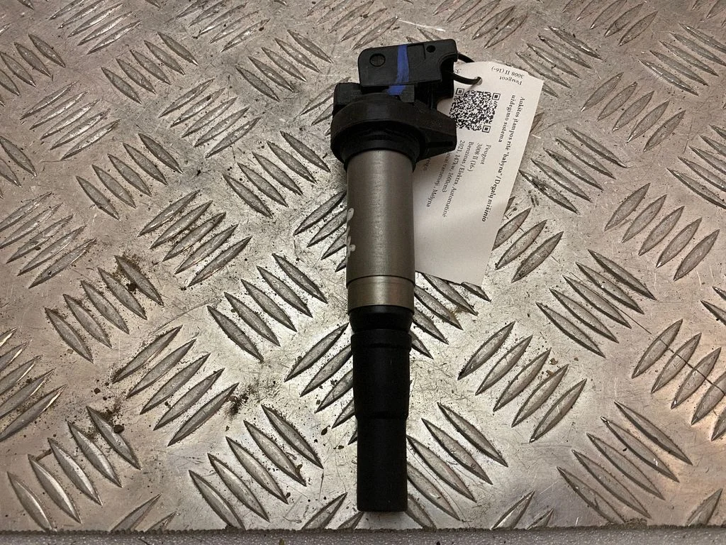 High voltage ignition coil V757501080