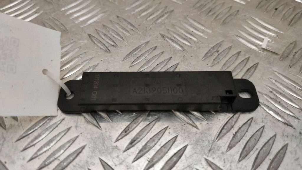 Salona komforta antena A2139051100