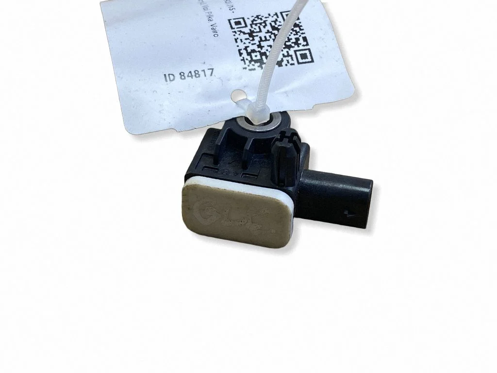 Drošības spilvenu trieciena sensors A1668210151