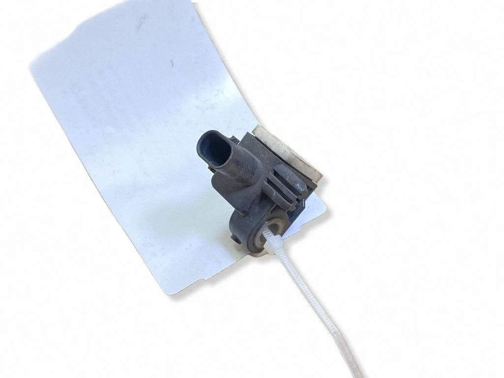 Drošības spilvenu trieciena sensors A1668210151