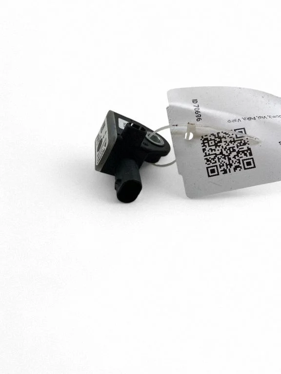 Airbag deployment crash/impact sensor – Porsche 911 991 (2011-2019)