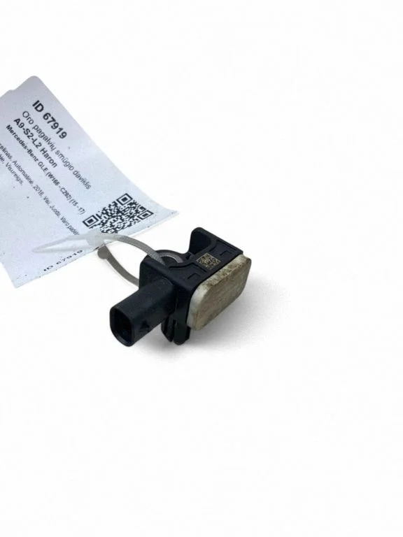 Airbag deployment crash/impact sensor A1668210151