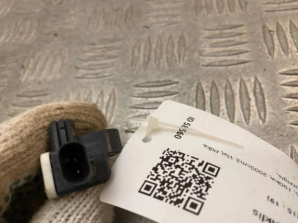 Drošības spilvenu trieciena sensors A1668210151