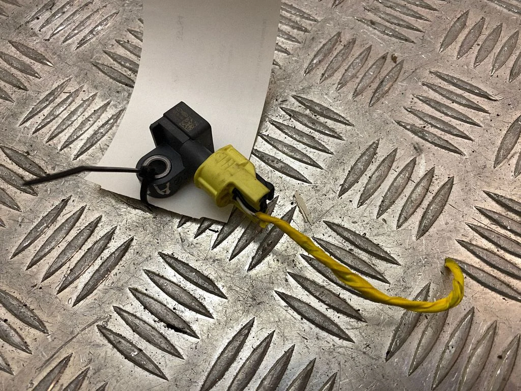 Drošības spilvenu trieciena sensors 95920S1000