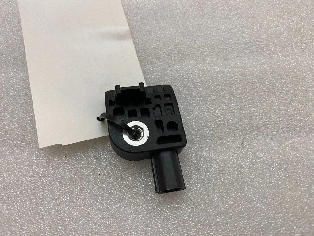 Airbag deployment crash/impact sensor 13578678 – Buick Encore GX I (2019-)