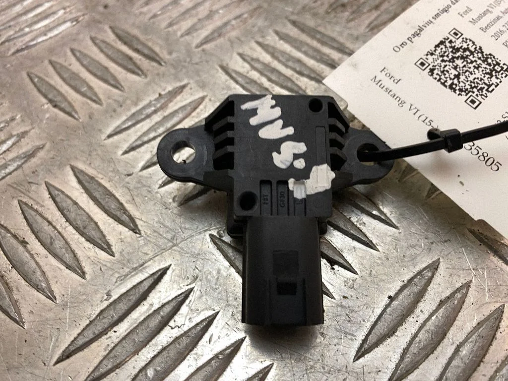 Airbag deployment crash/impact sensor DG1314C676AA