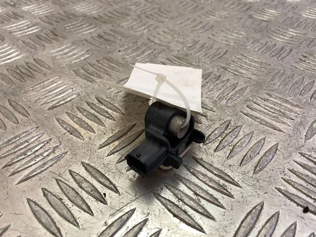 Airbag deployment crash/impact sensor – Mitsubishi Outlander (2013-2021)