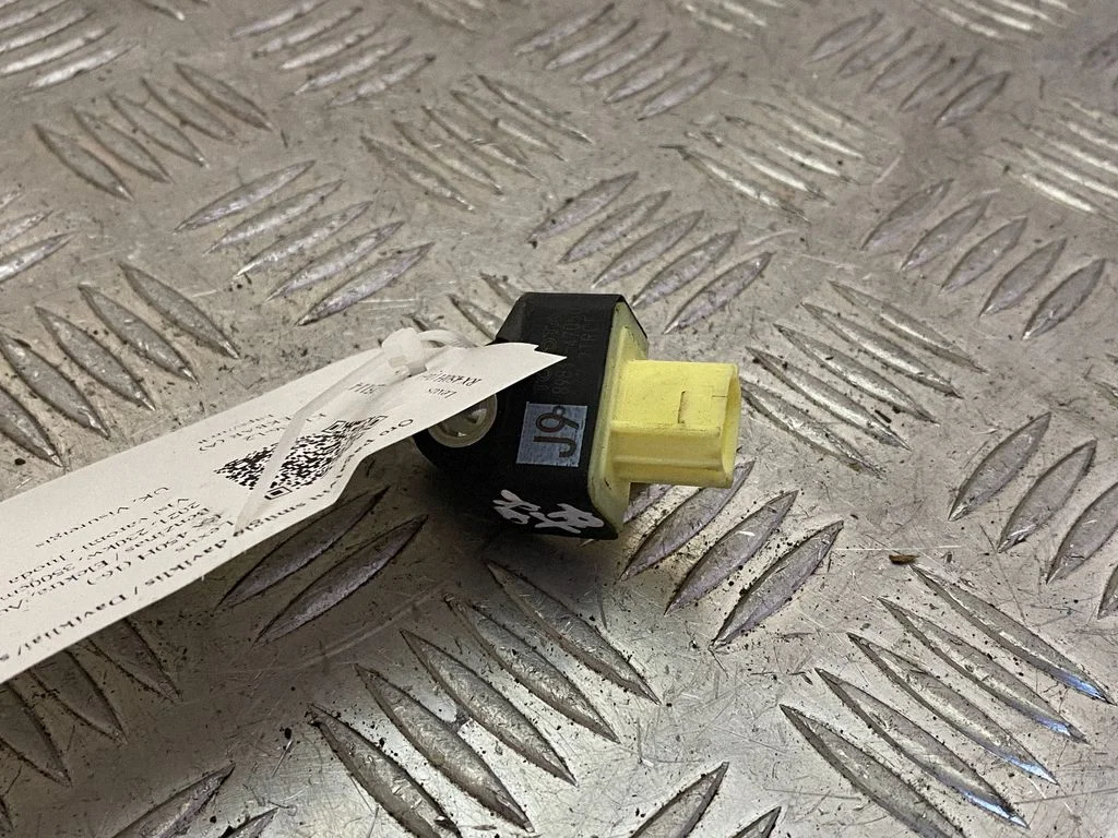 Airbag deployment crash/impact sensor – Lexus RX 450H (2016-)
