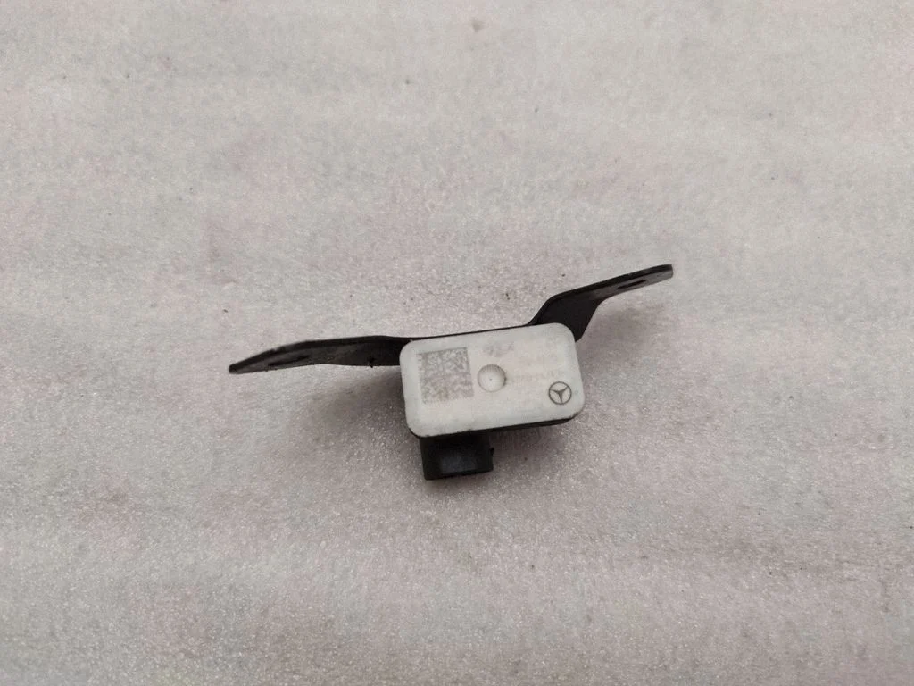 Drošības spilvenu trieciena sensors A0055421218