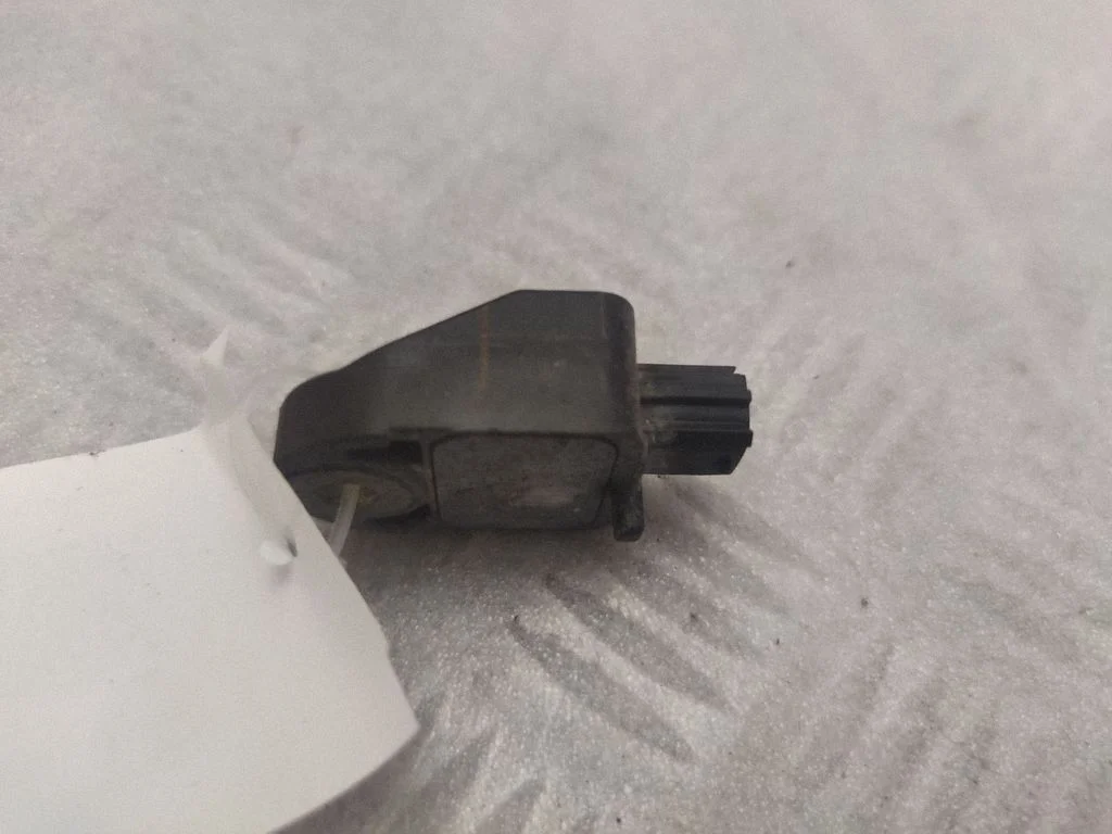 Airbag deployment crash/impact sensor – Lexus RX 450H (2016-)