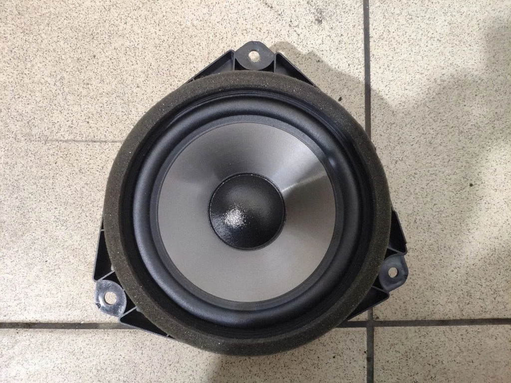 Rear door speaker – Lexus IS III XE30 (2013-2020)