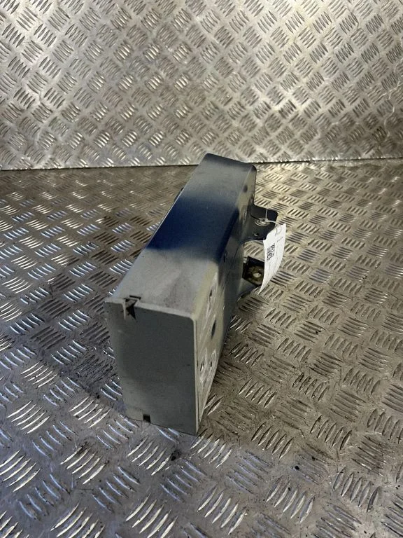 Absorber zderzaka przedniego – Volvo XC90 (2014-)