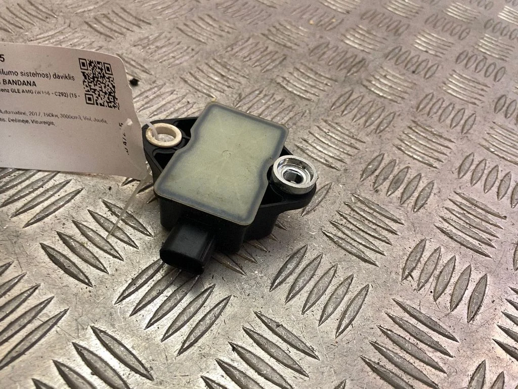 ESP acceleration yaw rate sensor – Mercedes-Benz ML-Class W166 (2012-2017)