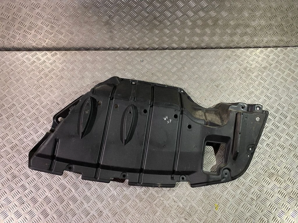Rear bumper underbody cover/under tray – Lexus RX 450H (2016-)