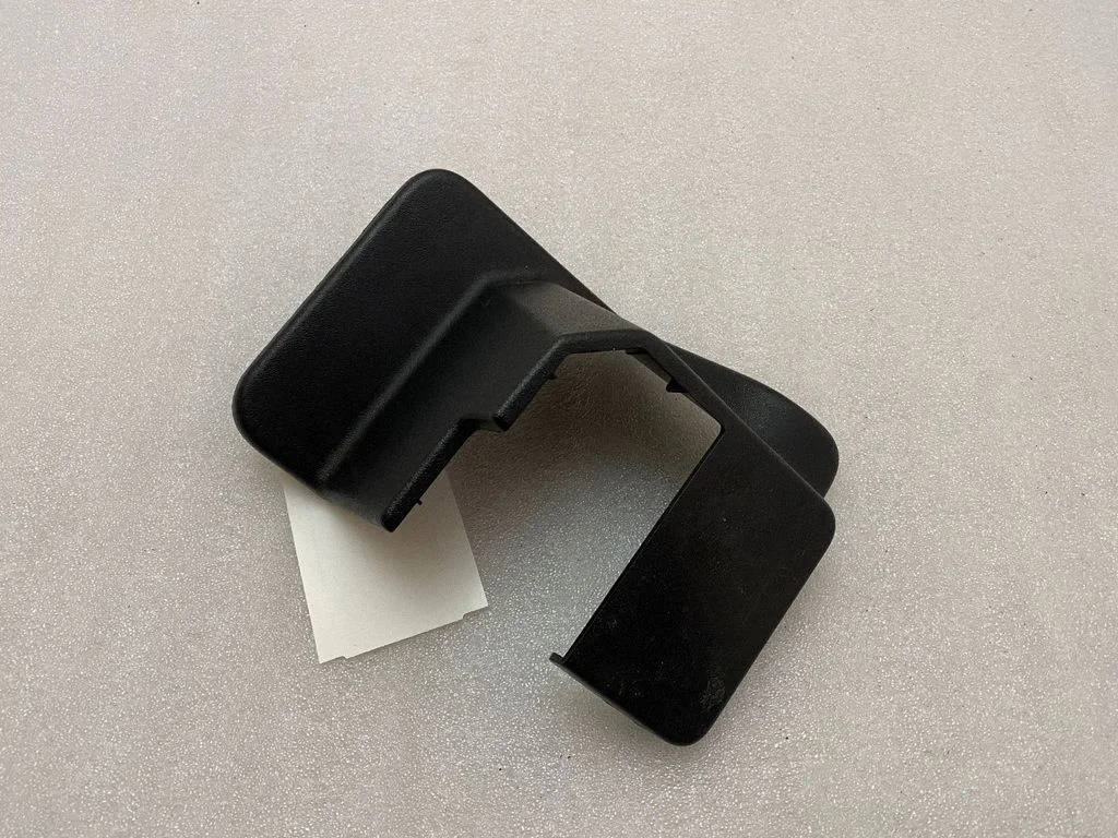 Priekšējā vadītāja sēdekļa sliedes apdare – Land Rover Range Rover Sport L320 (2005-2013)