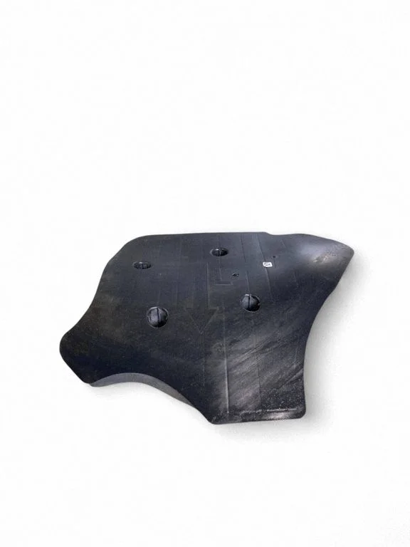 Rear underbody cover/under tray 6876803