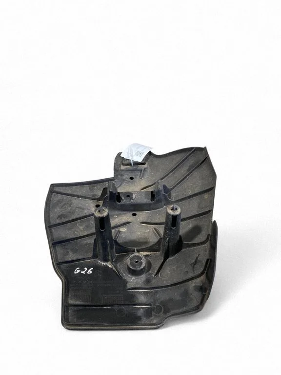 Rear underbody cover/under tray 6895223