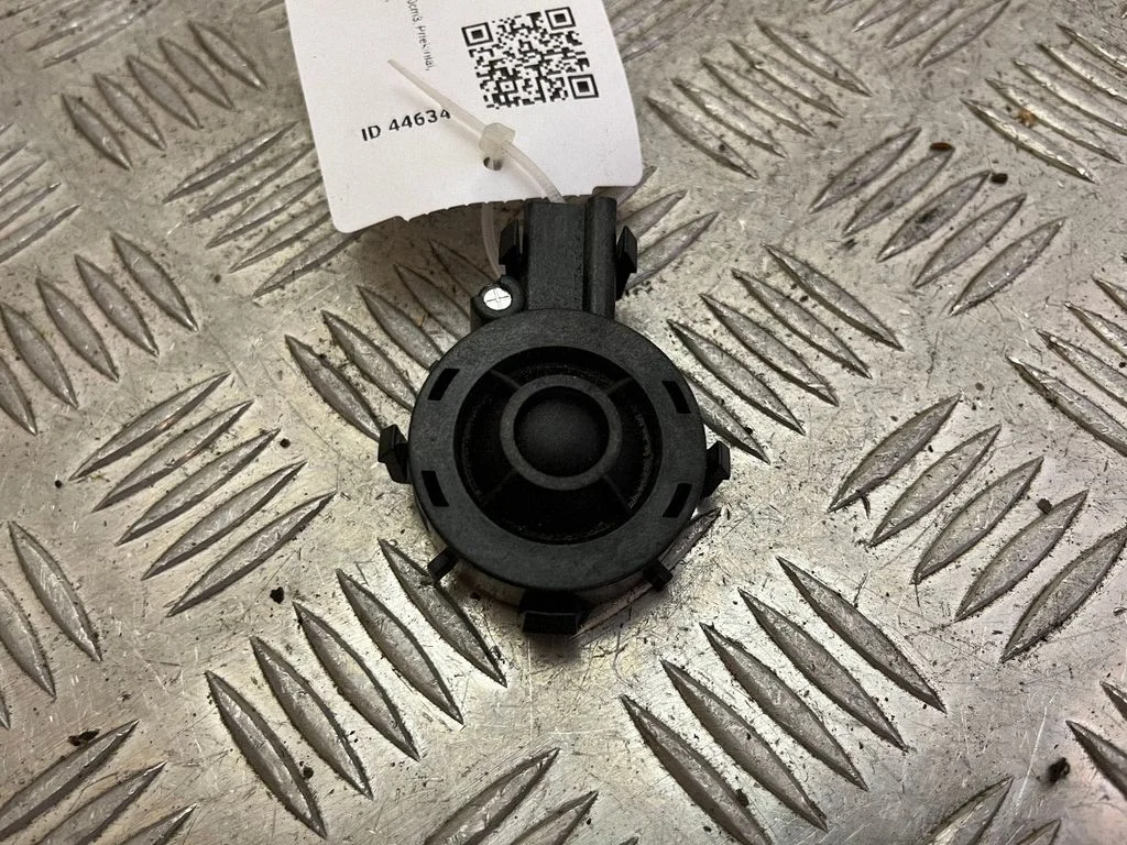 Front door high frequency speaker 31384748