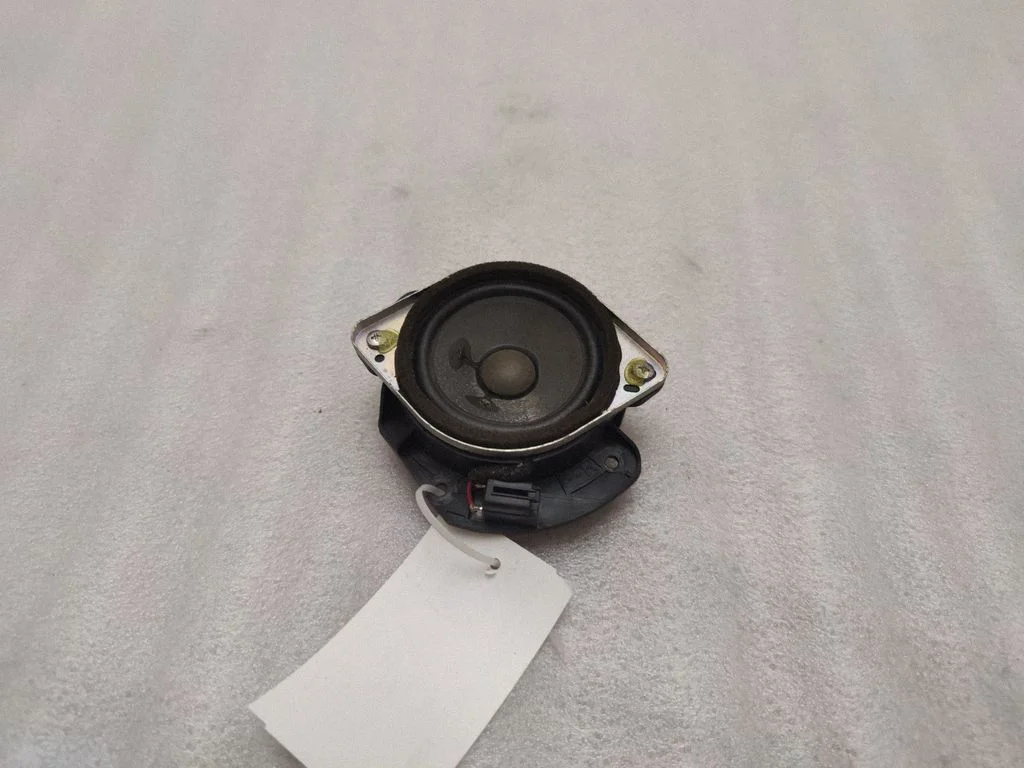 Front door high frequency speaker FR3T19B135BC