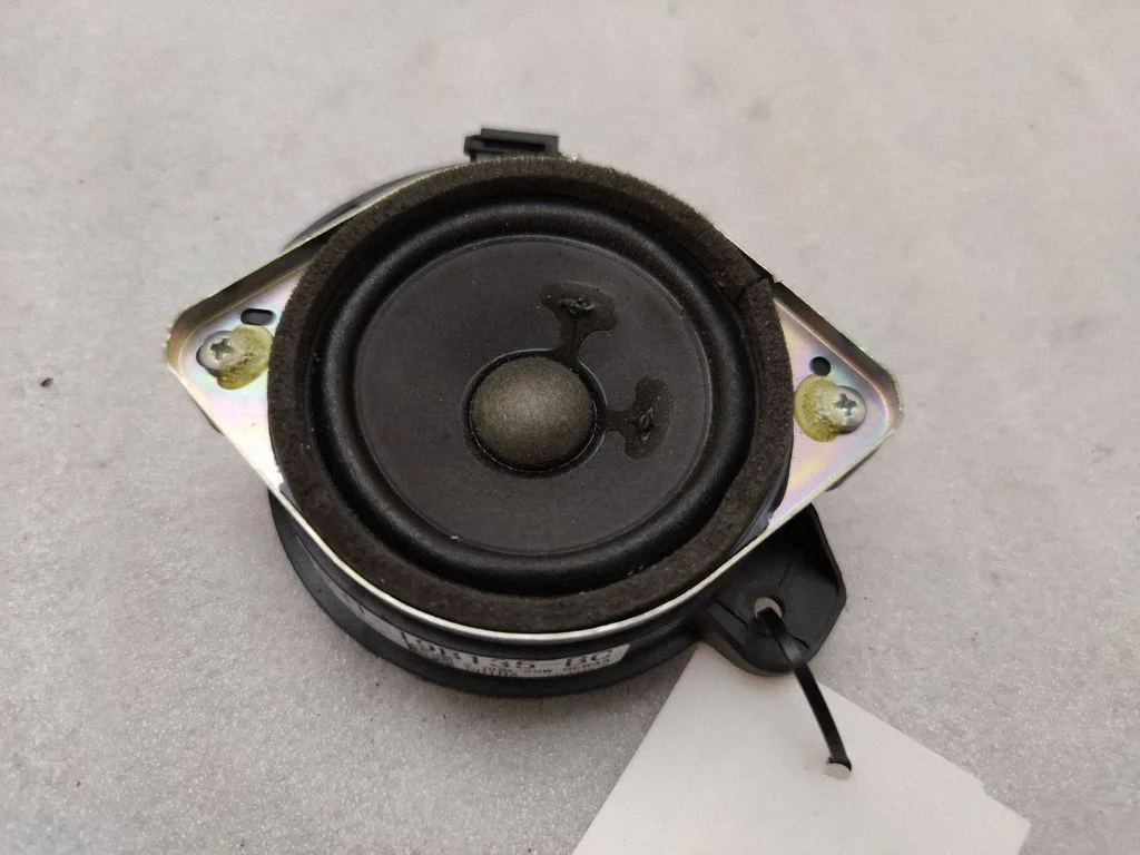 Front door high frequency speaker FR3T19B135BC