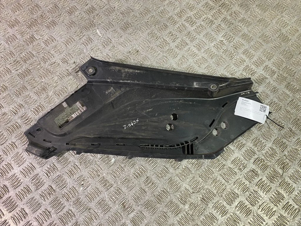 Radiatoru apdare – Volvo XC90 (2014-)