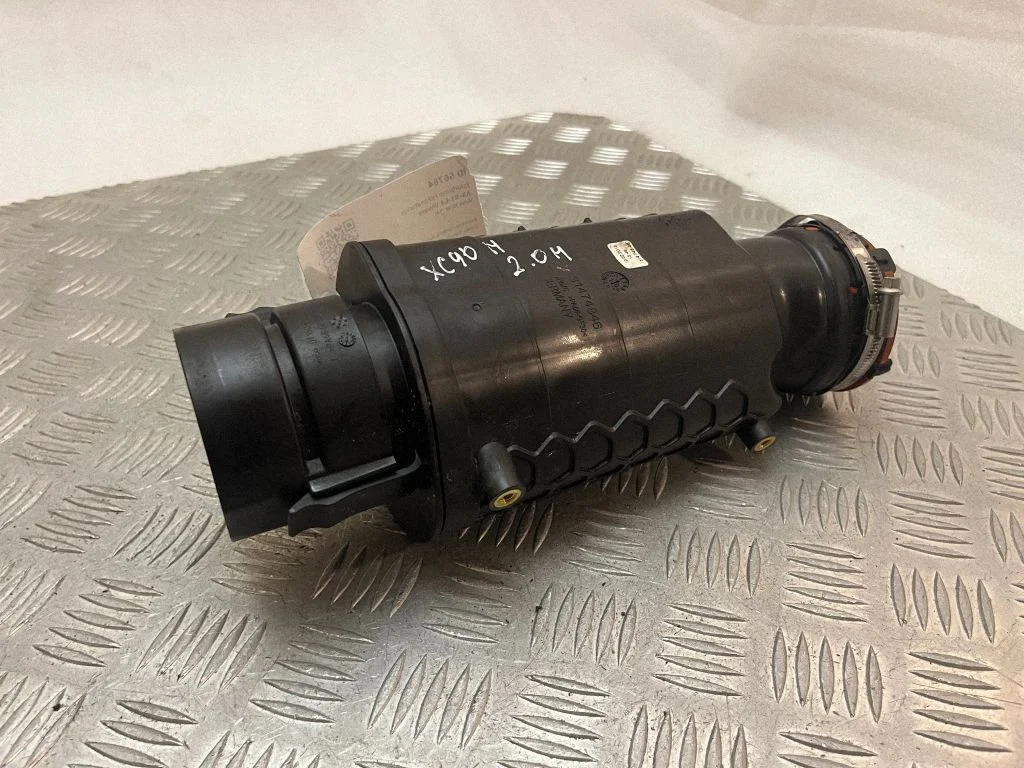Intake resonator – Volvo XC90 (2014-)