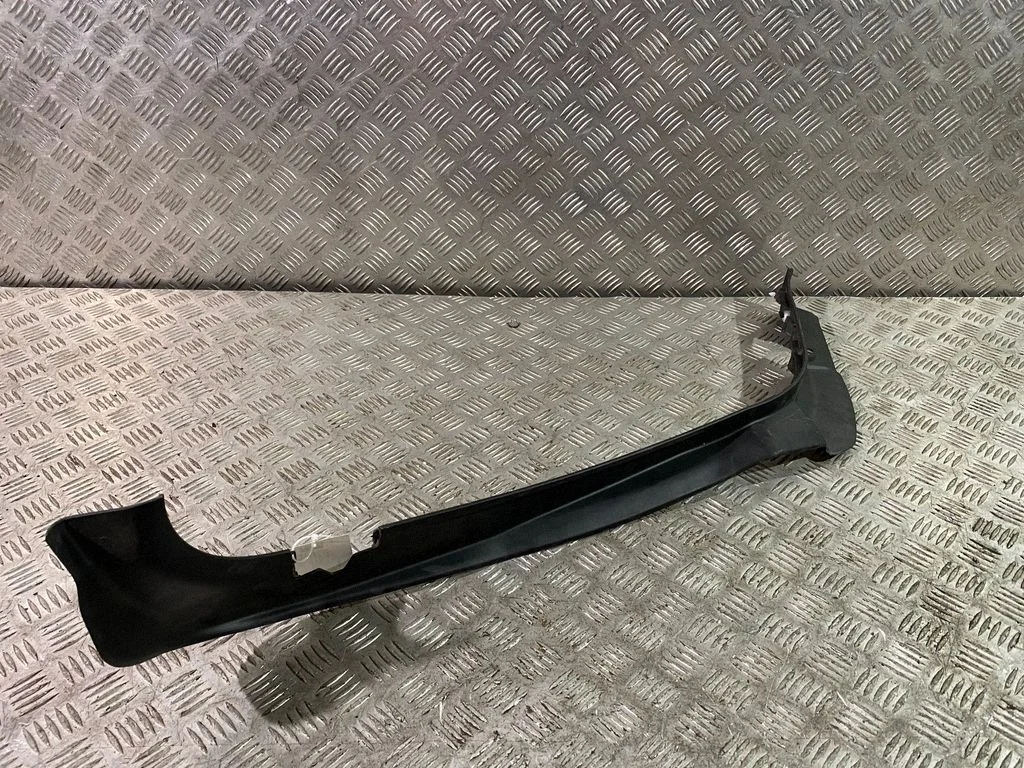 Tailgate trim 6445848020