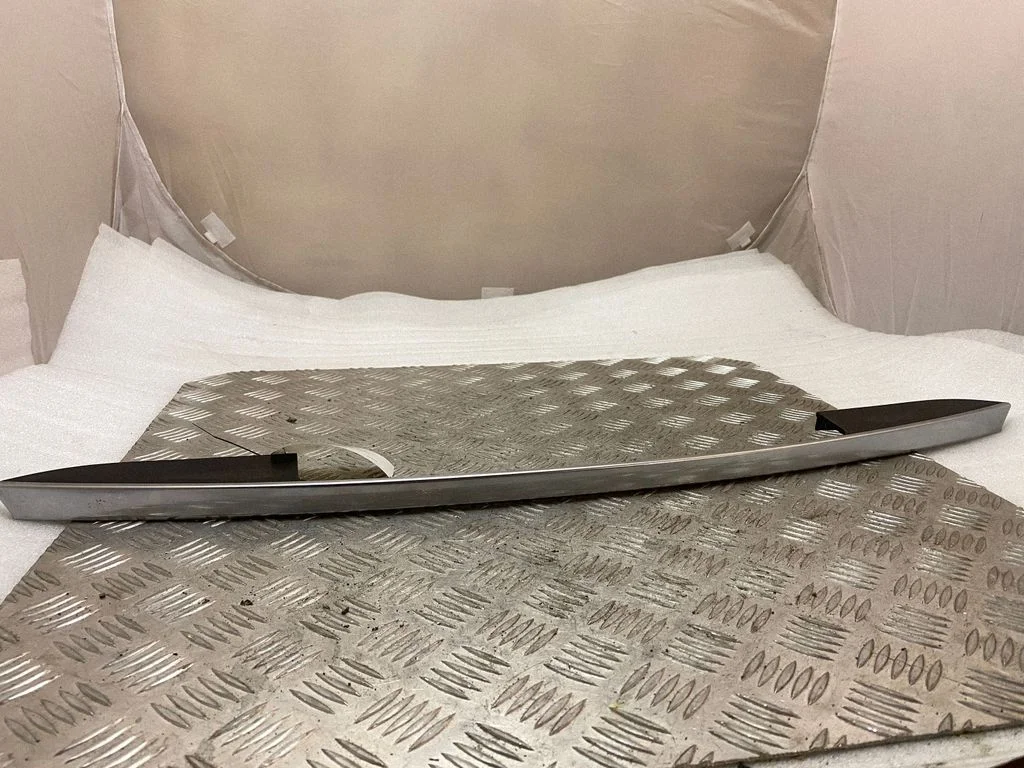Aizmugurējā vāka apdare 87311S1000