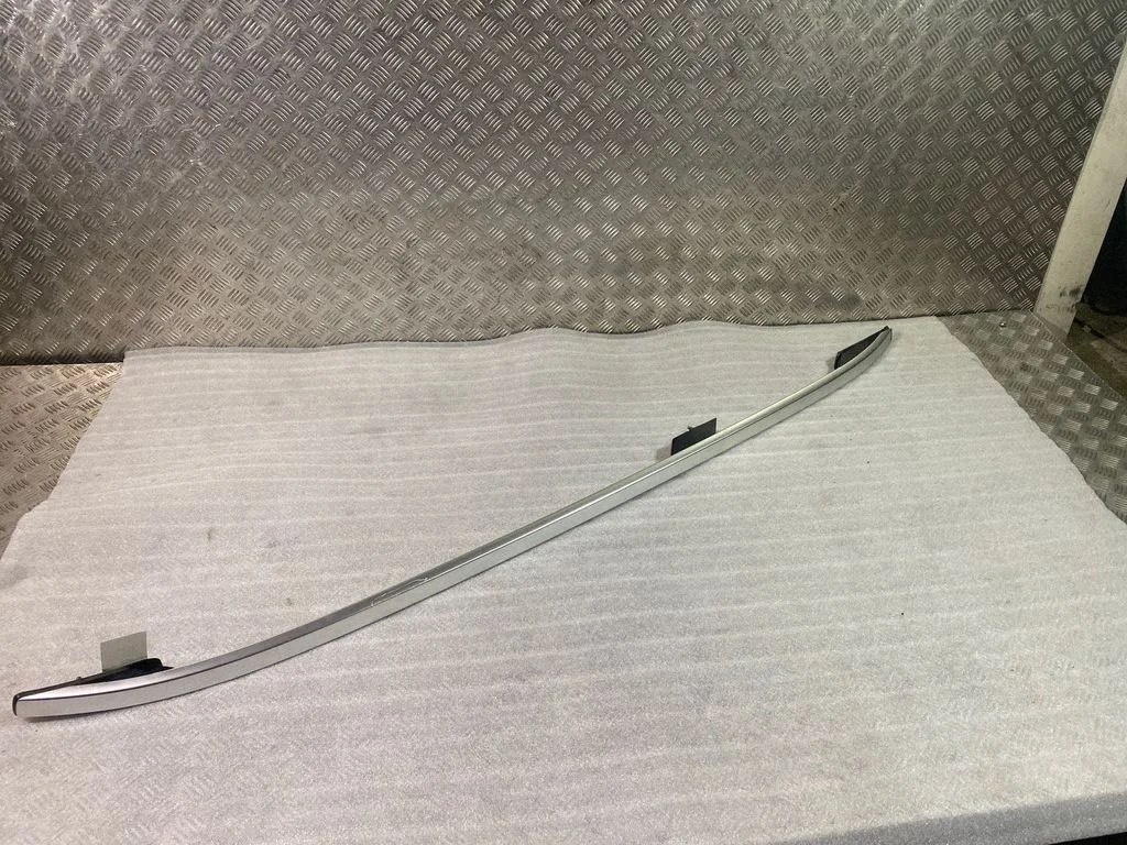 Roof bar rail A1668900493