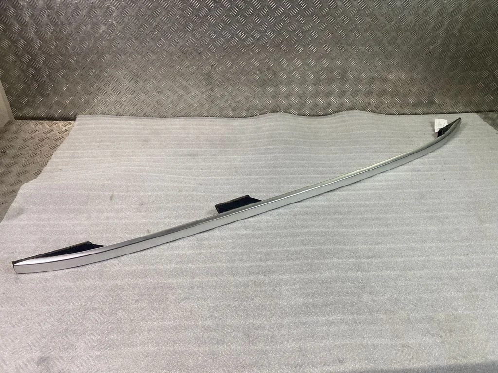 Roof bar rail A1668900593