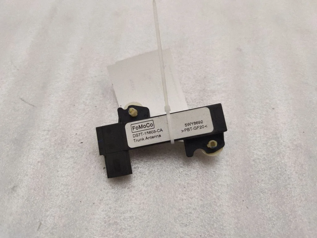Antena (GPS antena) DS7T15603CA