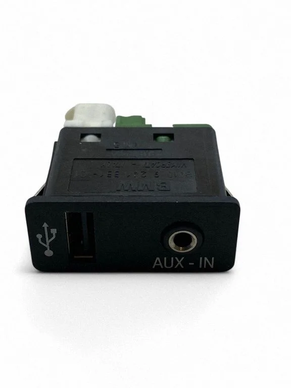 USB ligzda 9241331