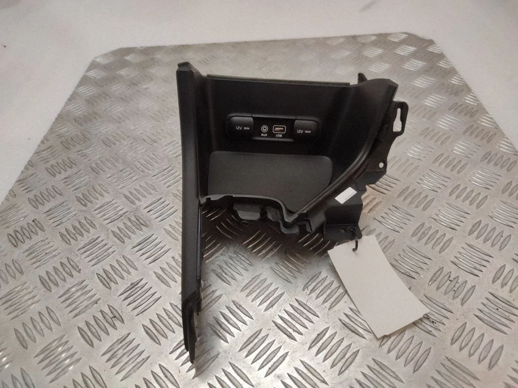 USB socket connector 84681F1000