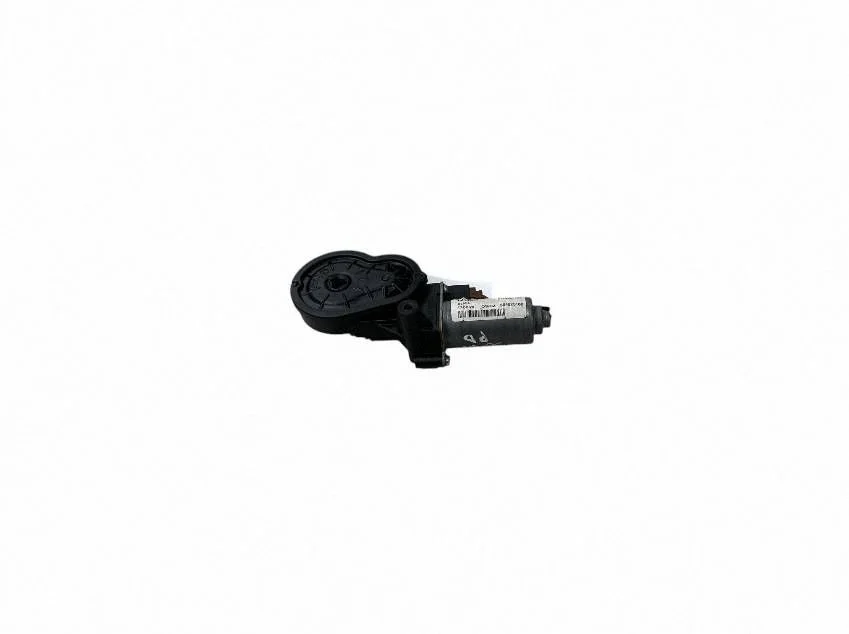 Sēdekļa regulēšanas motoriņš D391203