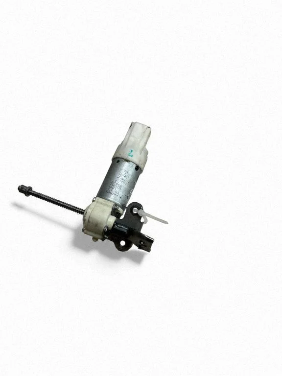 Seat adjustment motor E75567100