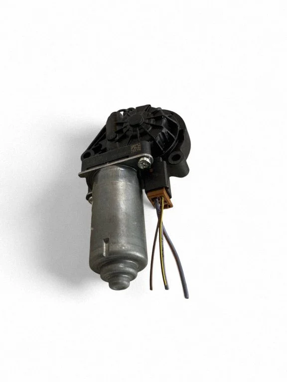 Sēdekļa regulēšanas motoriņš D391403